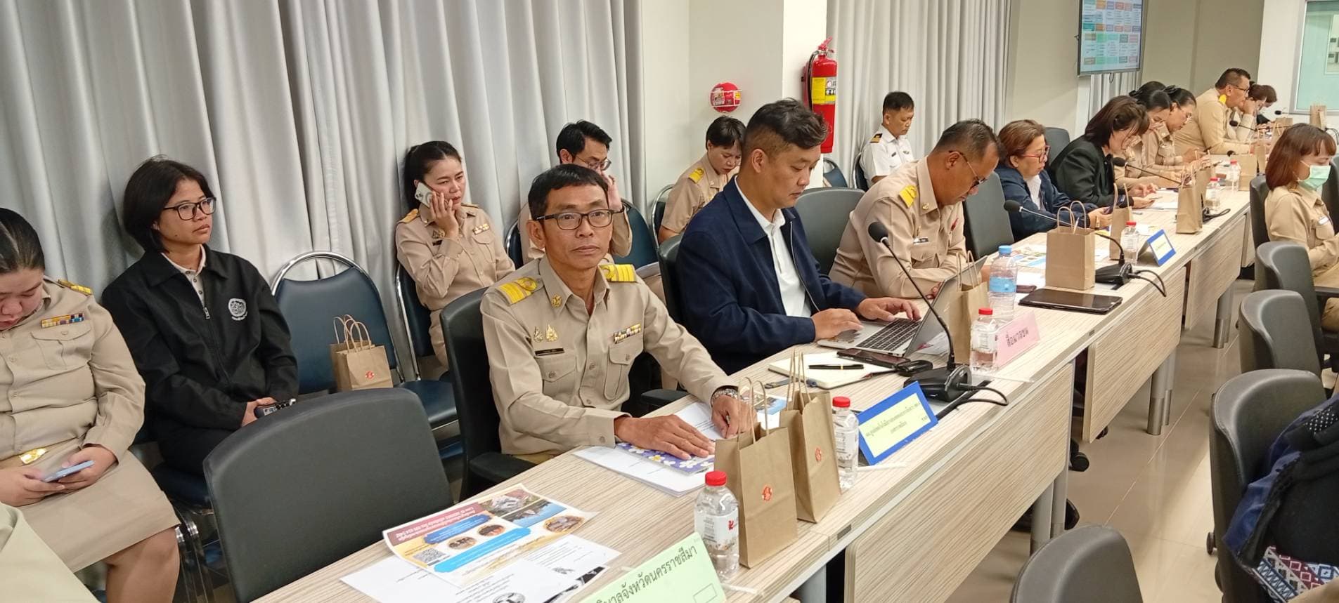 ประชุมกรมการจังหวัดนครราชสีมาและหัวหน้าส่วนราชการประจำจังหวัดนครราชสีมา ครั้งที่ ๘/๒๕๖๙